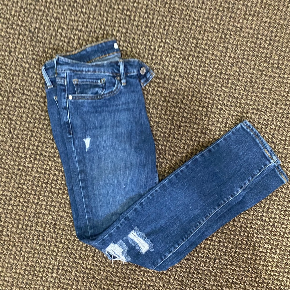 Women’s Levi’s jeans (711 skinny)